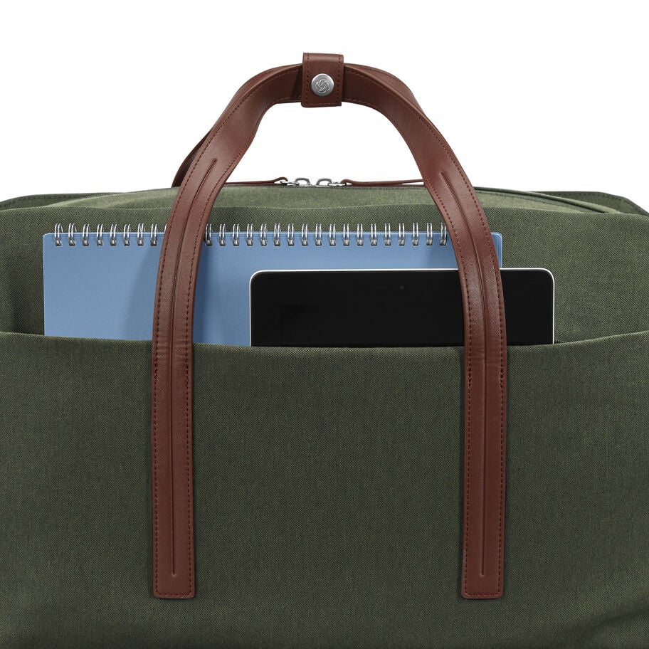 Virtuosa Wheeled Duffel in the color Pine Green. image number 4